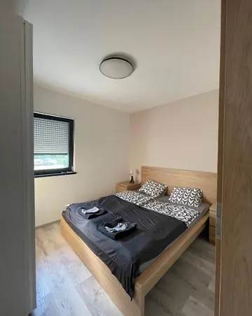 Kertvárosi Nyugalom Apartman *