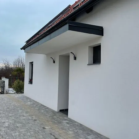 Kertvárosi Nyugalom Apartman